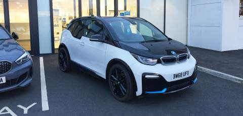 Bmw i3 vs shop tesla model 3